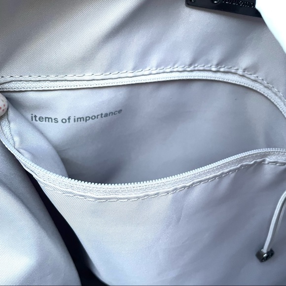 Lululemon On My Level Rucksack - Picture 7 of 11